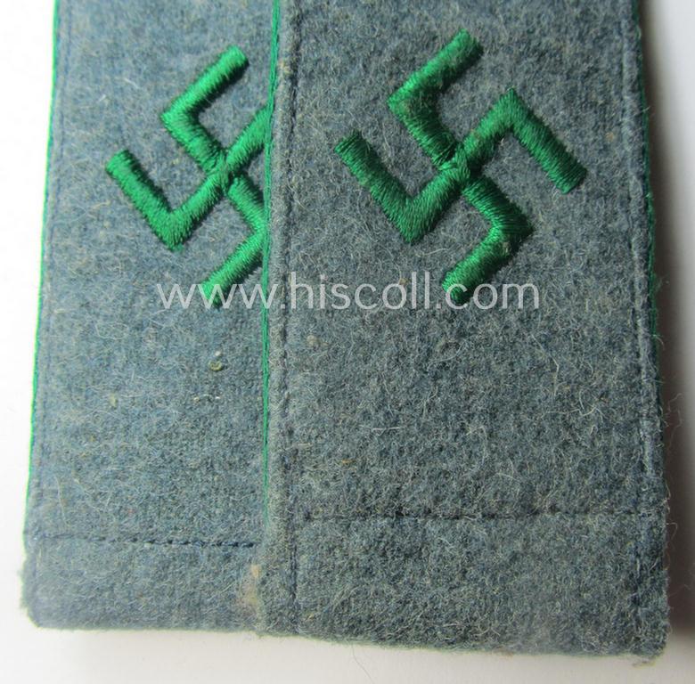 Pair of EM- (ie. NCO-) type 'Sicherheitsdienst'- (ie. 'SD'-) related shoulderstraps: 'Schützmannschaften' (ie. 'Schuma')