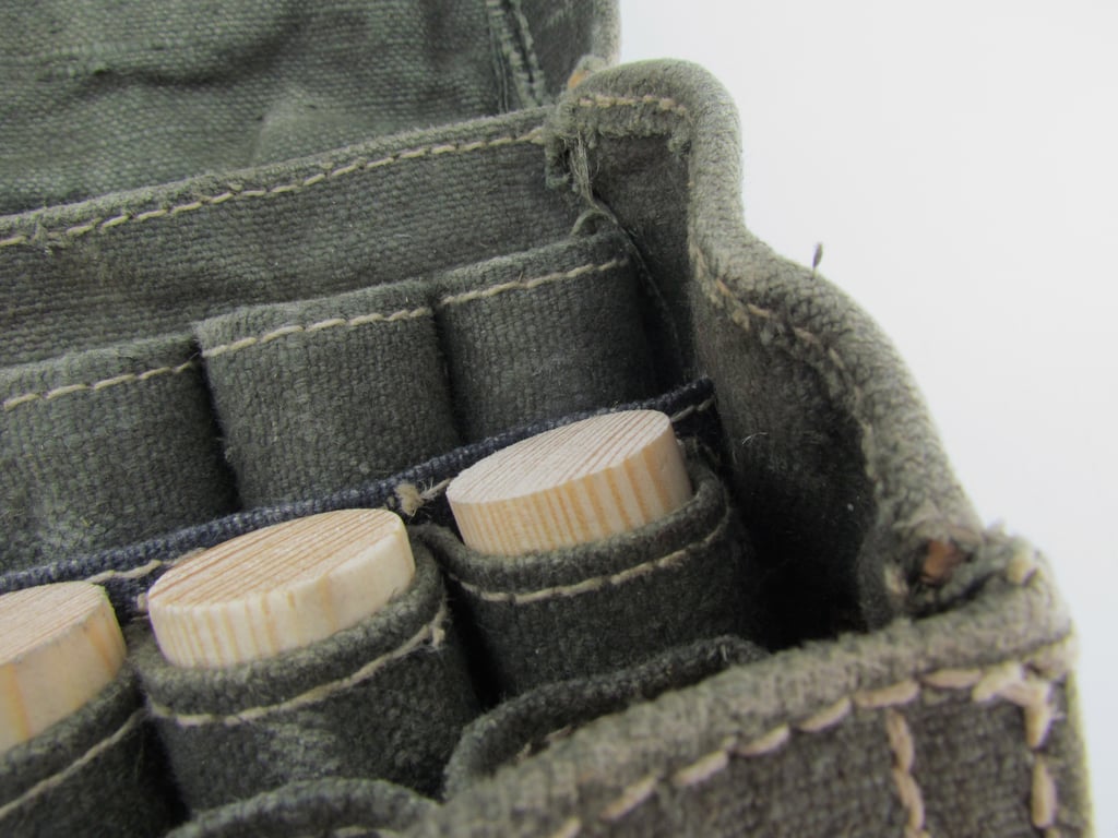 German Webbing Signal Flare Cartridge Pouch