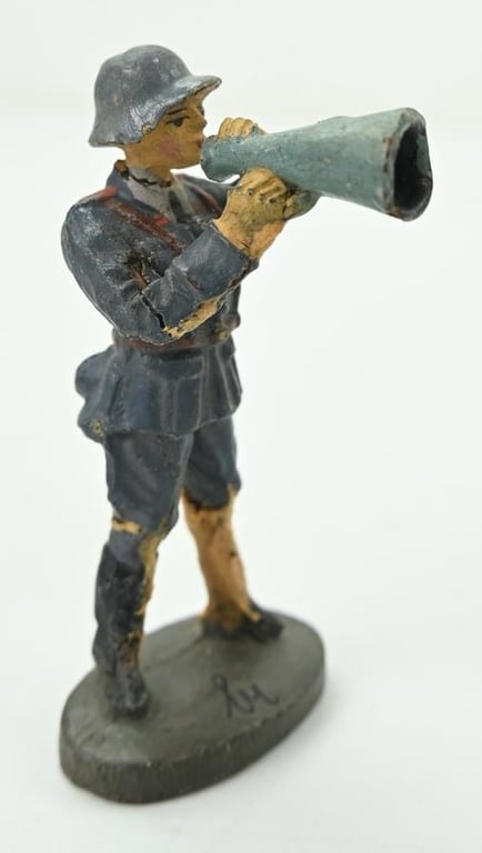 German Elastolin Toy Figure 'Luftwaffe Sprecher'