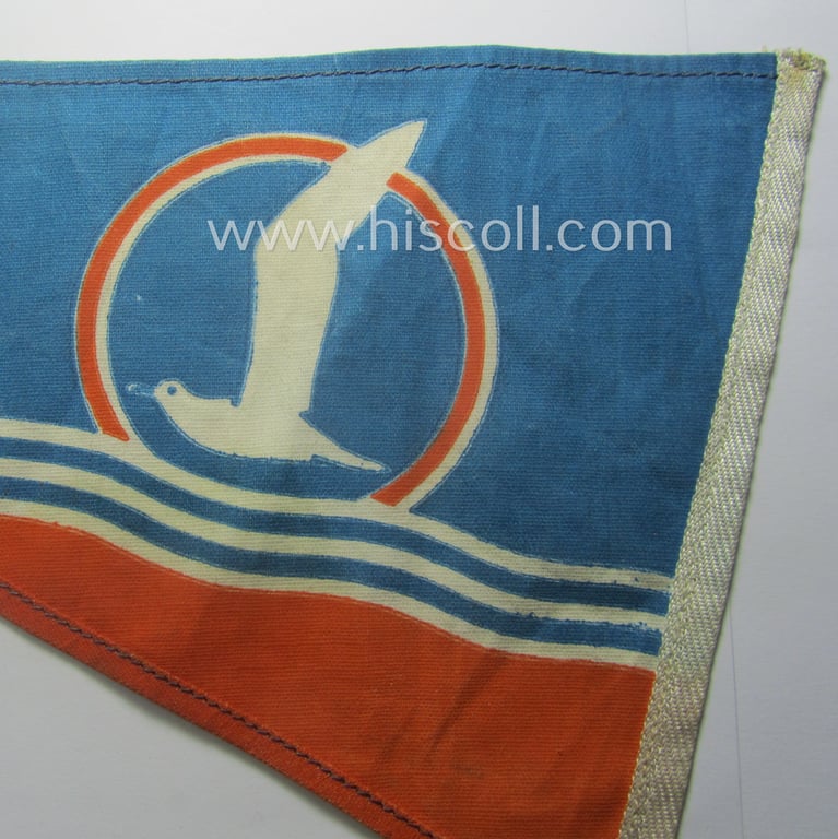 Dutch-produced, example of a neatly printed- and typical linnen-based NJS- (or: 'Nationale Jeugdstorm'-) related bicycle-flag that comes in an overall nicely preserved condition