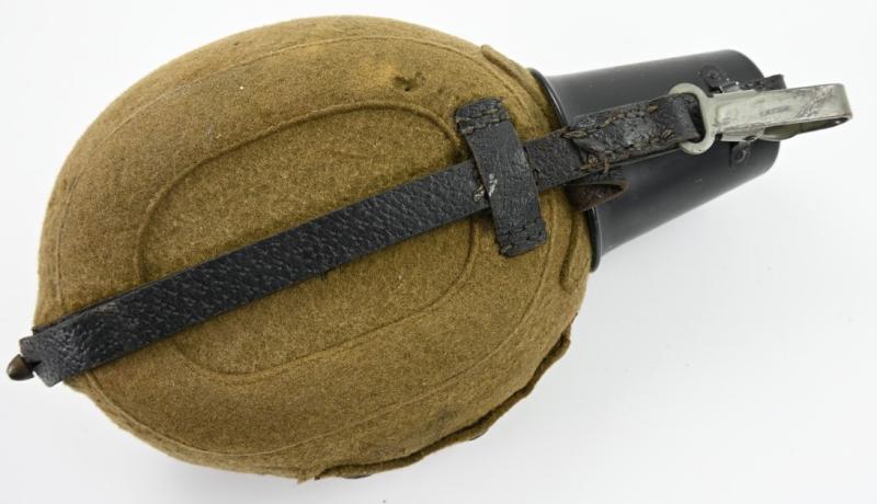German WH M31 1 Liter Canteen