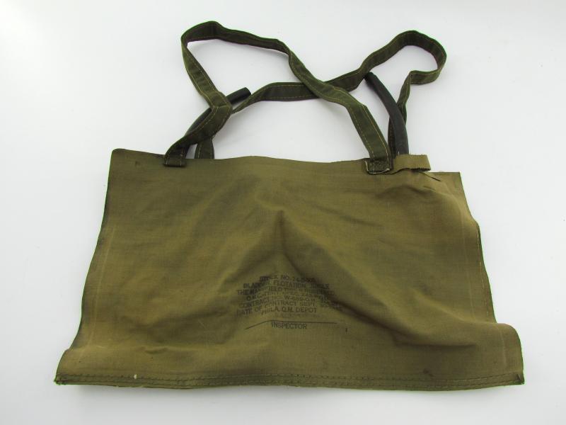 WWII USMC ( Jungle ) Flotation Bladder 1942