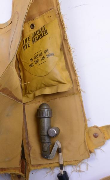 USAAF WW2 B-4 Mea West Life Preserver