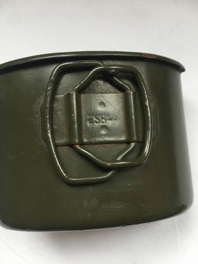 WH (Heer) M31 Canteen and Cup -44-