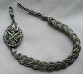 A Heer Marksmanship Lanyard Grade 1 (Heer Schützenschnur)...