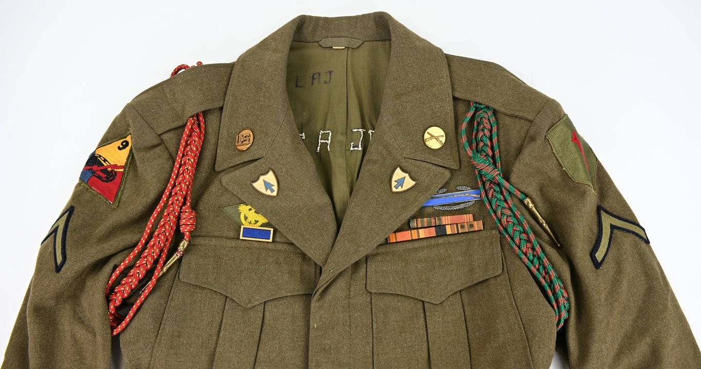 US WW2 Named Ike Jacket '9th Armoured Division'