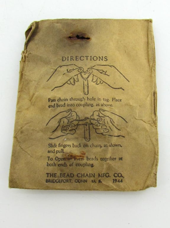 US WWII Dog Tags with Chain ( Unissued )