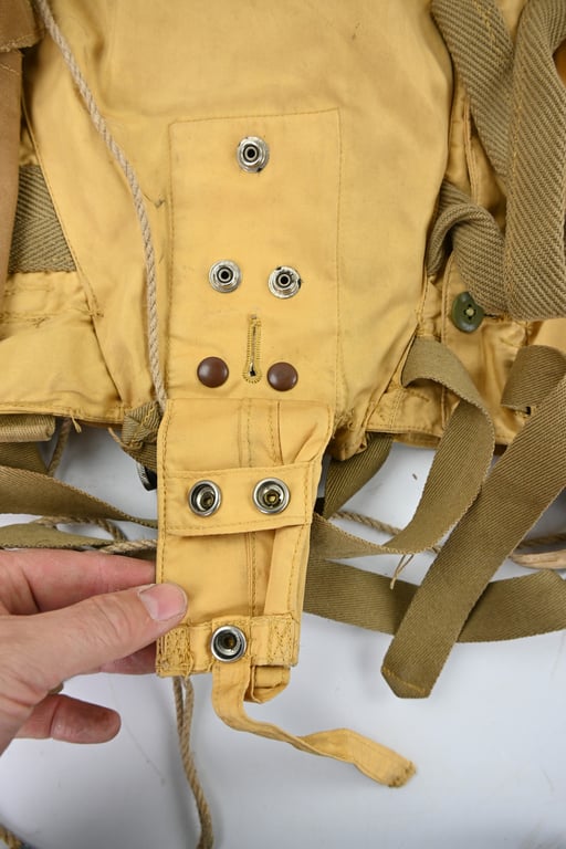 British WW2 RAF 1941 Pattern Mae West Life Preserver