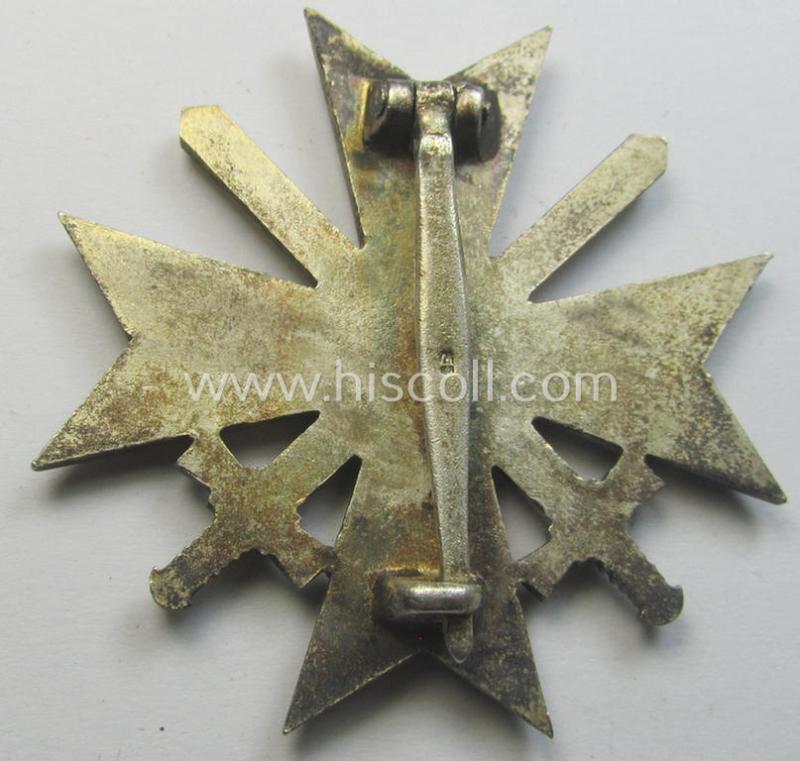 'Kriegsverdienstkreuz 1. Kl. mit Schwn.' being a maker- (ie. '4'-) marked and/or: 'Buntmetall'-based specimen by: 'Steinhauer & Lück'