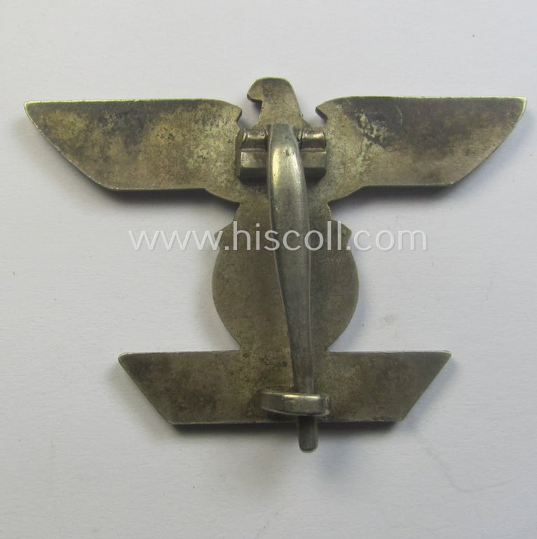 'Wiederholungsspange zum EK I. Klasse' (or: bar to the WWI IC first-class) as was produced by the (desirable!) maker (ie. 'Hersteller'): 'Eugen Schmidthaussler'