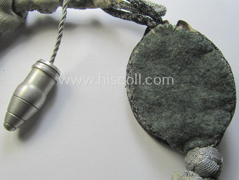 WH (Heeres ie. Panzer) 'Schützenschnur' having a single 'shell' period-attached