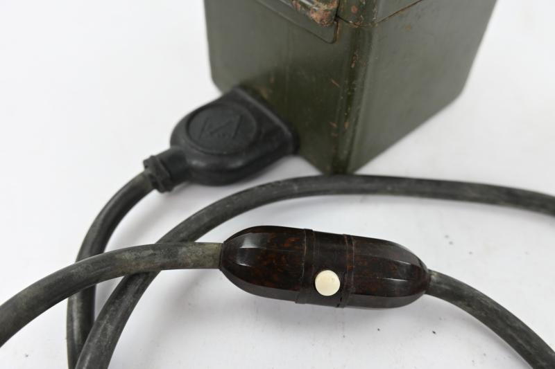 German WH MG34 Machine gun optical sight light cable and battery box