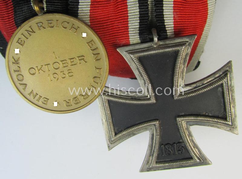Attractive - albeit partly somewhat rust-stained - example of a 2-pieced WH (Heeres o. KM etc.) medal-bar (ie. 'Orden- o. Doppelspange') showing resp. an: 'EKII. Kl.' and a Czech 'Anschluss'-medal