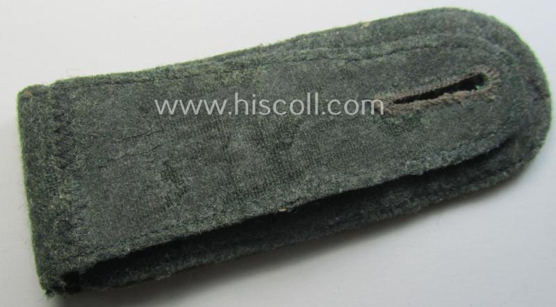 Single, WH (Heeres) NCO-type shoulderstrap: 'Fwbl. u. Mitglied eines Lehr-Krads.btls. der Pz.Div. u. Inf.Div. (mot)'