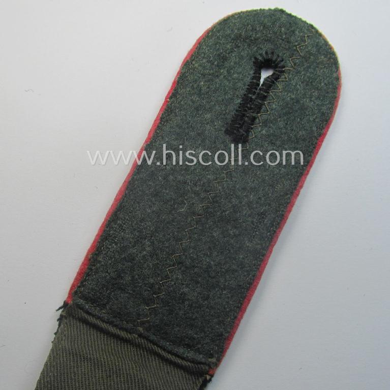 Single, early-period (ie. 'M40-pattern and/or rounded-styled), WH (Heeres) 'cyphered', EM-type shoulderstrap as was intended for a: 'Soldat des Kradschützen-Bataillons 2 der Pz.- u. Inf.-Div.'