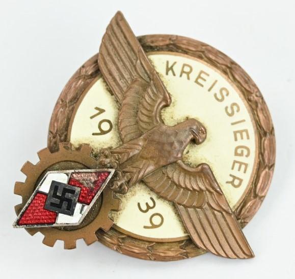 German Hitler Youth 'Kreissieger 1938' badge
