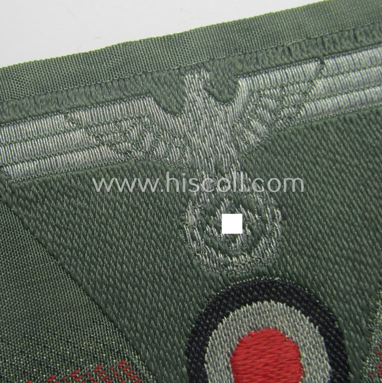 WH (Heeres) officers'-pattern: 'M41/M43-pattern'-cap-eagle/cocarde (cap-trapezoid or: 'Mützentrapez') as was intended for usage on the: 'M-41 o. 43'-model, officers'-type field-caps (ie. 'Einheitsfeldmützen')