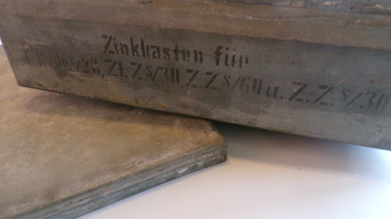 Kriegsmarine ammunition case