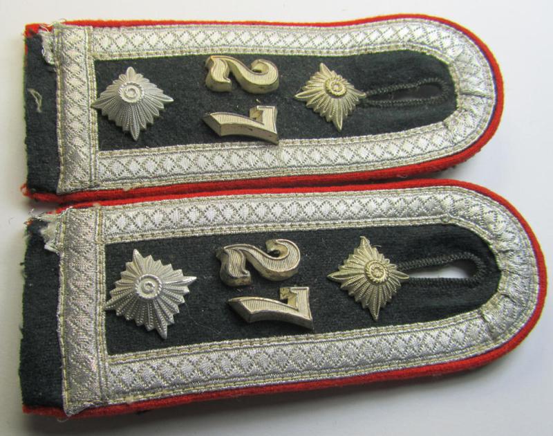 Attractive - and matching! - pair of 'cyphered' WH (Heeres) early-war-period- (ie. 'M36'- ie. 'M40'-pattern, 'standard-issued'- and/or rounded-styled) NCO-type shoulderstraps as was intended for an: 'Oberwachtmeister des Artillerie-Rgts. 27...