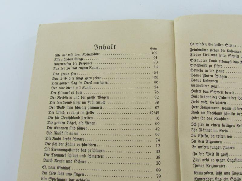 Book : Kameraden, laßt uns singen. Neue Soldatenlieder