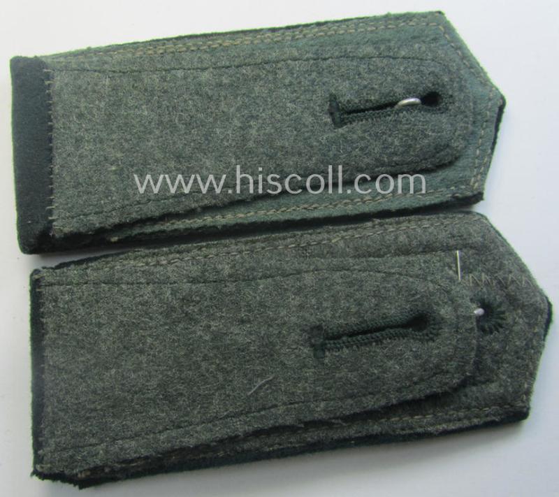 Pair of WH (Heeres) NCO-type (ie. 'M36- o. M40'-pattern- and/or 'pointed-styled'), neatly 'cyphered' shoulderstraps as was intended for usage by an: 'Oberfeldwebel einer Infanterie Lehr-Bataillons o. Rgts.'