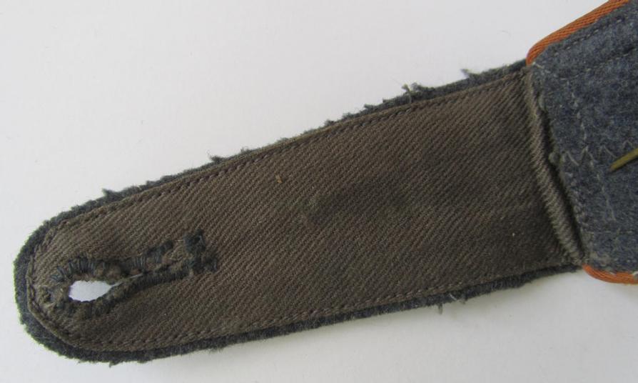 Neat - albeit regrettably single! - WH (Luftwaffe) 'cyphered' NCO-type shoulder- strap, as was intended for - and with certainty worn by! - a: 'Feldwebel der Nachrichten-Truppen und Mitglied einer Nachrichtenschule'