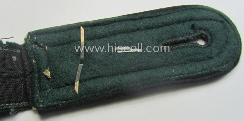 Single, WH (Heeres) NCO-type shoulderstrap: 'Feldwebel u. Mitglied einer Pionier-Lehr-Btls.'