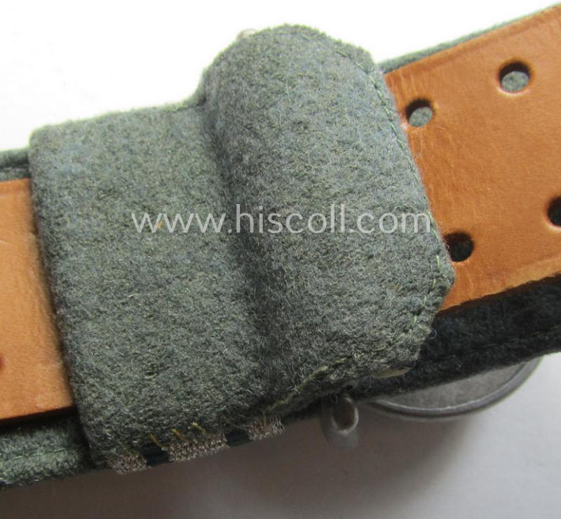 WH (Heeres) 'standard'-pattern, aluminium-based (dress- ie. 'Ausgeh'-pattern) belt-buckle and belt (ie. 'Augeh- o. Feldbinde für Mannschaften u. Uffz. des Heeres')