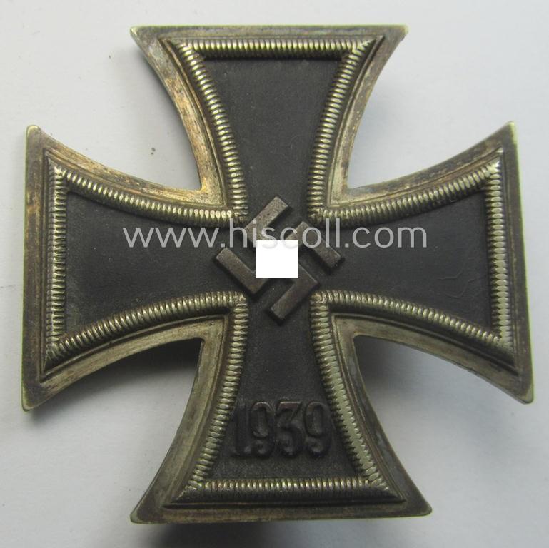 'Eisernes Kreuz 1. Klasse' (ie. Iron Cross 1st class) being an (I deem) early-war-period-produced (albeit non-maker-marked) example that comes complete in its specific (luxuriously-styled!) etui as issued and/or recently found