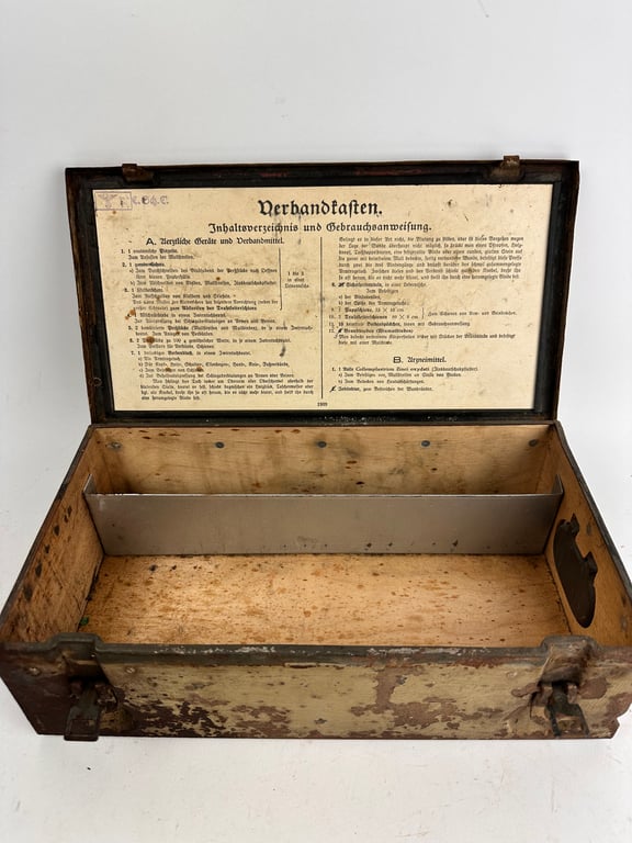 WW2 German 'Verbandkasten' First Aid Box In Tan