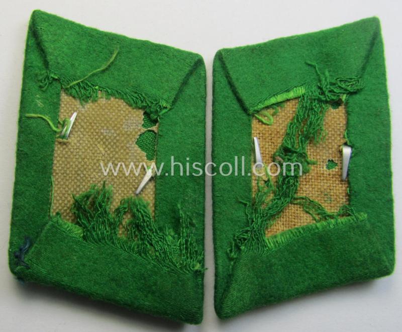 Attractive - fully matching and with certainty scarcely found! - bright-green-coloured pair of WH (Luftwaffe) EM/NCO-pattern collar-patches (ie. 'Kragenspiegel') as was intended for usage by a: 'Soldat der LW-Felddivisionen'