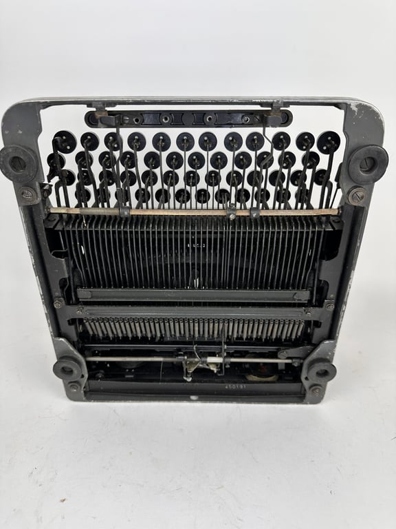 Waffen-SS typewriter  "Olympia"in norginal box