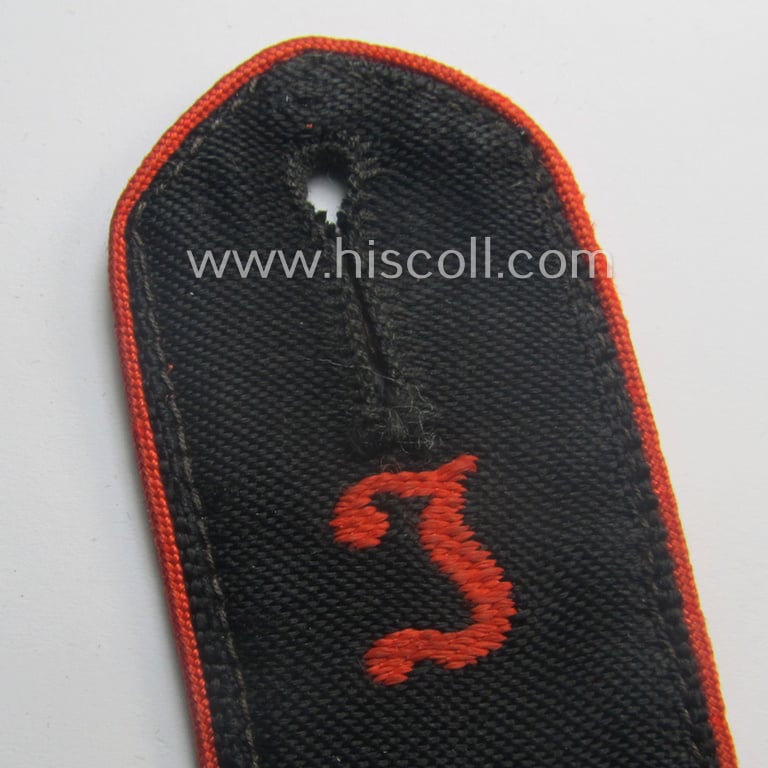 Attractive - and rarely seen! - 'Allgemeine-HJ'- (ie. 'Hitlerjugend') 'cyphered' shoulderstrap for usage by a: 'Hitlerjunge' who was attached to the: 'Bann Nürnberg'