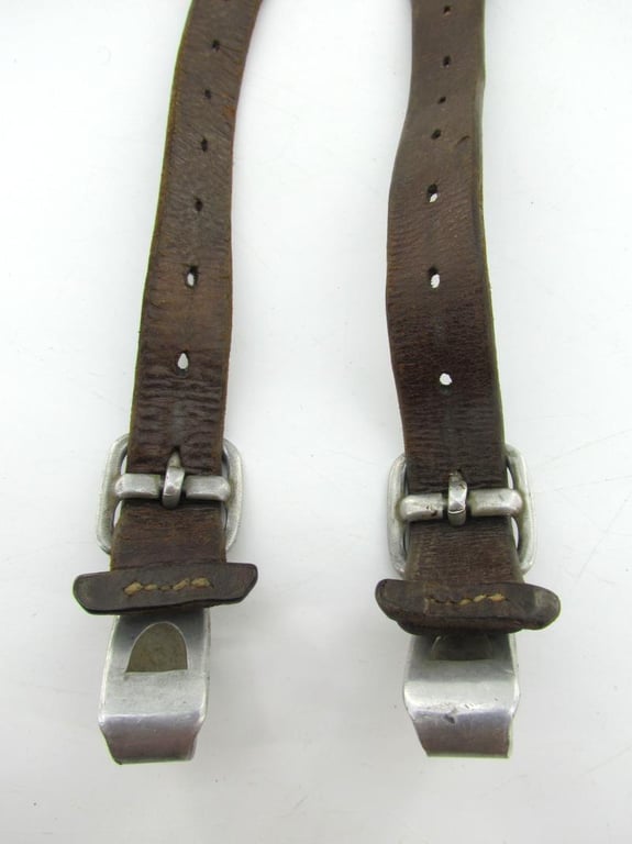 Wehrmacht leather Y-straps ‘Koppeltragegestell’