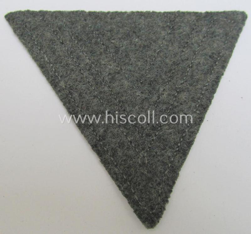 WH (Heeres) 'Armwinkel' (or: arm-chevron) as executed on typical field-grey-coloured wool as was specifically intended for usage by a soldier with the rank of: 'Obergefreiter'