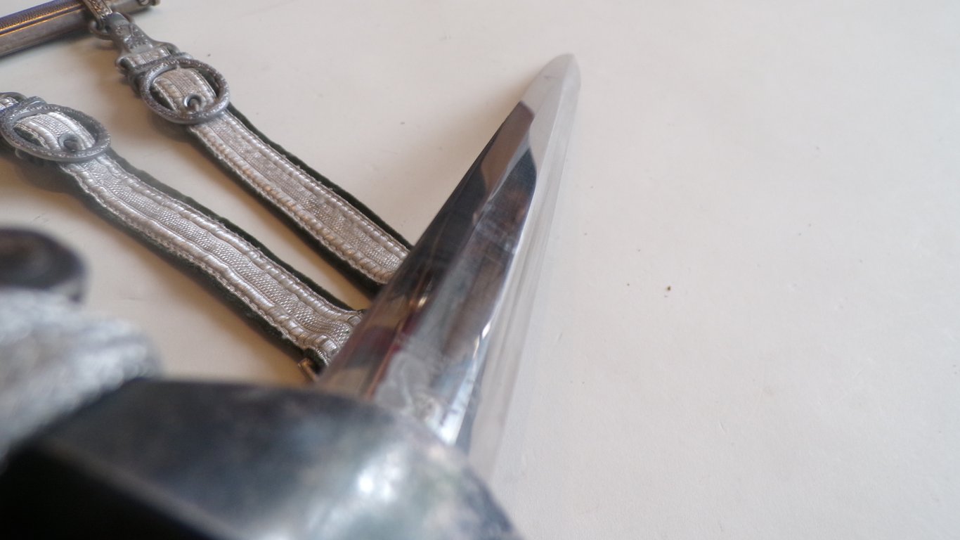 Early Heer Officer's Dagger by Carl Eickhorn