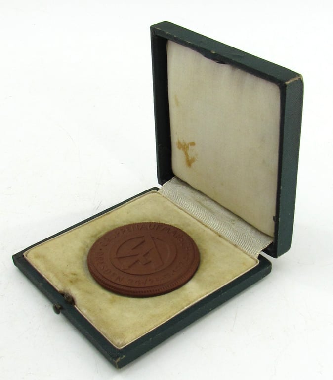 SA Gruppenaufmarsch Dresden 1934 table medal in case