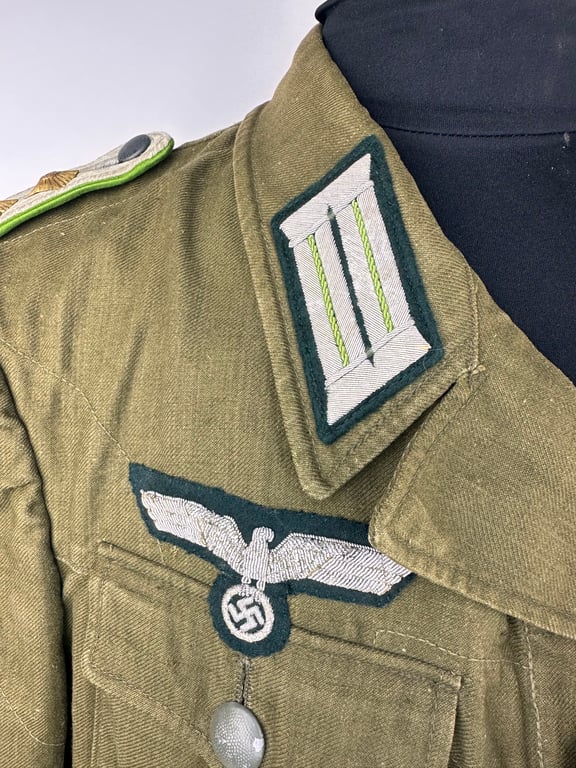 Army (Heer) tropical ‘Afrikakorps’ Feldbluse for mountain trooper ‘Gebirgsjäger’ officer
