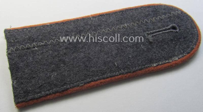 Single, WH (Luftwaffe) 'cyphered' EM-type shoulderstrap: 'Soldat der Luftnachrichten-Abtlgs. des Oberbefehlshabers der LW'