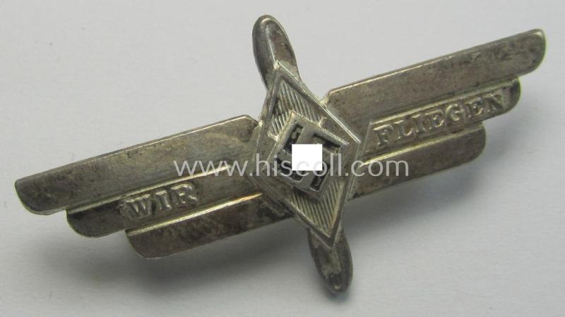 Attractive - and scarcely seen! - HJ/DLV- (ie. 'Hitlerjugend' o. 'Deutsches Luftsport Verband'-) related 'tinnie' (ie. 'Tagungs- o. Veranstaltungsabzeichen') showing a: 'Luftsportscharen'-sign, HJ-'Raute' and text that reads: 'Wir Fliege...