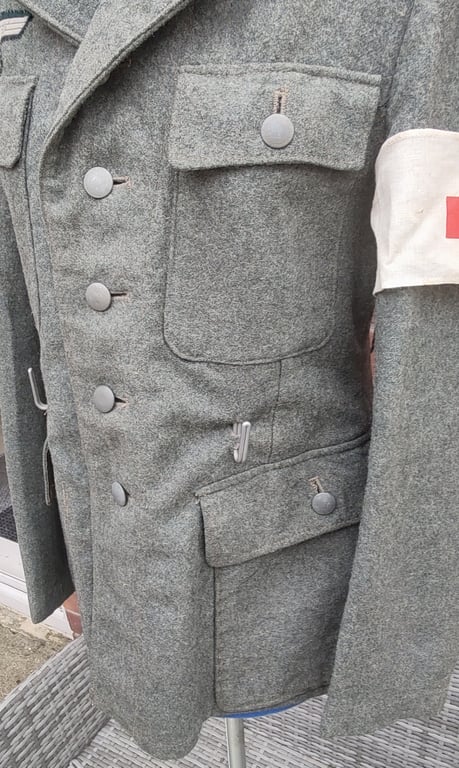 WW2 German M43 Army NCO Medics Combat Tunic