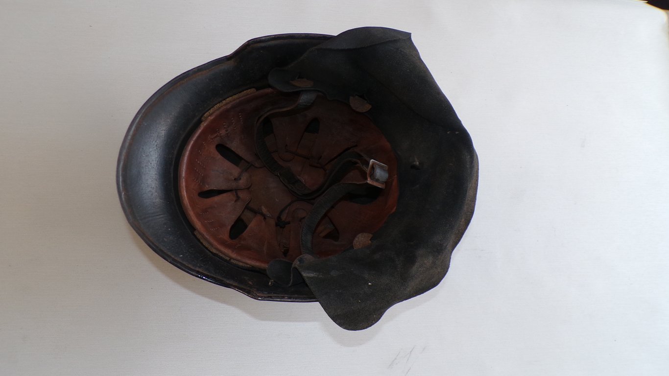 Werkschutz helmet from the D.K.W factory