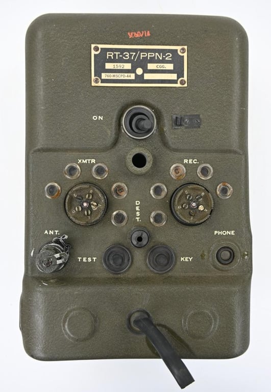 US WW2  Airborne PPN-2 Pathfinder Beacon in Carrying Bag