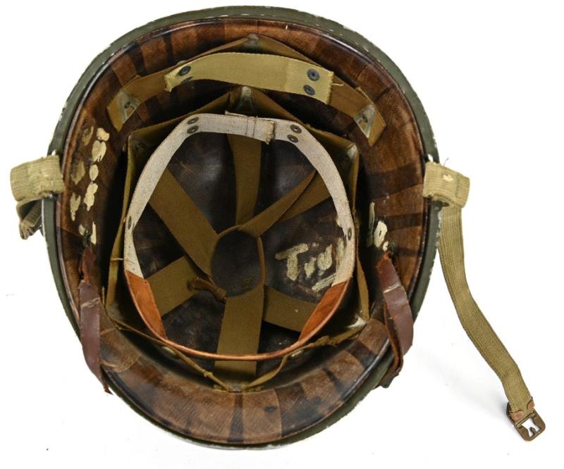 US WW2 Fixed bale Combat Helmet