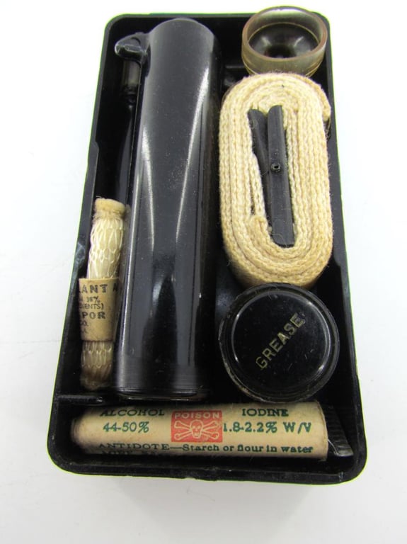 Complete US WWII Snake Bite Kit....Rare