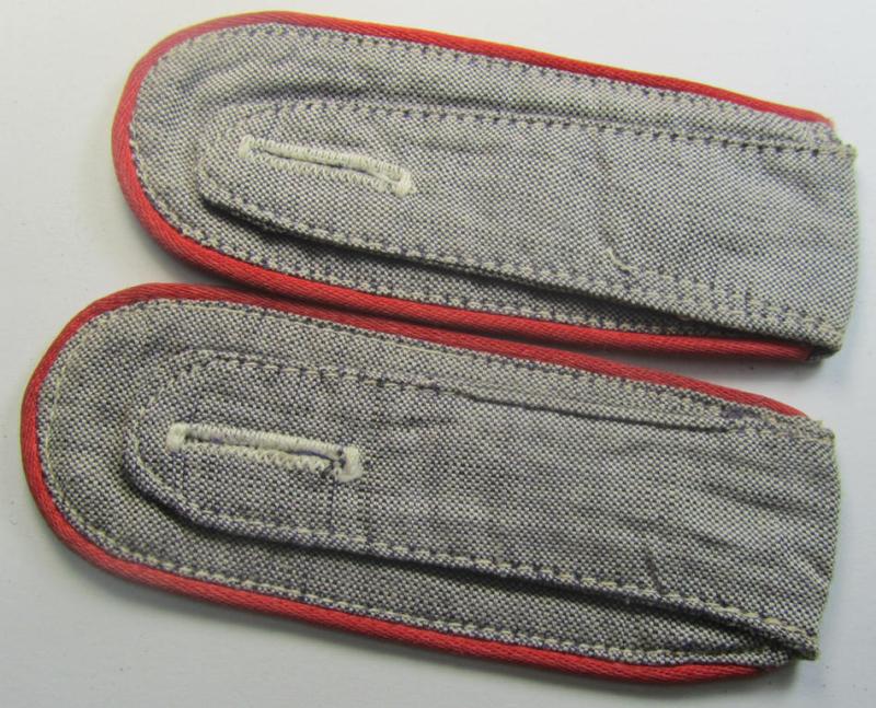 Pair of WH (LW) 'summer-style' EM-type shoulderstraps (as especifically intended for usage on the: 'blau-mellierter-Hemden') (ie. summer-shirts) as was intended for a: 'Soldat der LW-Flak-Artillerie-Trpn.'