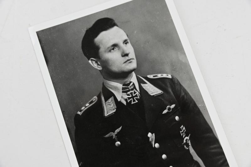 Signature of Luftwaffe KC Recipient 'Helmut Rüffler'
