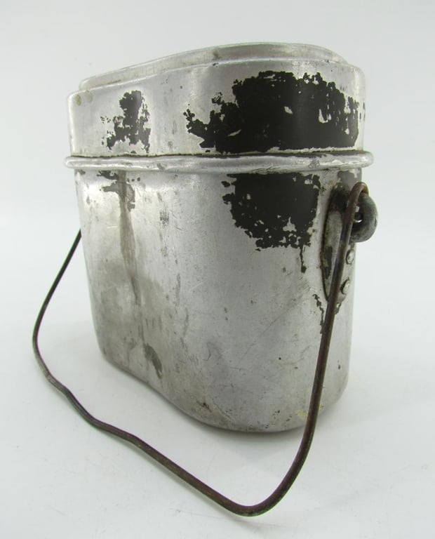 WH/SS M31 Matching Messkit Marked A.W.G.40