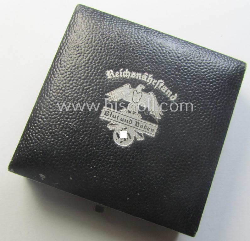 Reddish-bronze-toned, 'Reichsnährstand'- (ie. 'RNSt.'-) related, commemorative-award-plaque entitled: 'Reichsnährstands-Austellung - Blut und Boden - Leipzig 1939 - Lagerbutter' and that comes stored in its period etui
