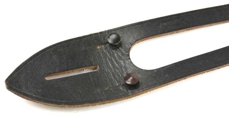 German WH CAG 1943 Binocular Button attachment Leather
